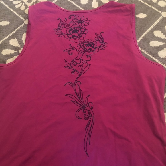 Title Nine Tank Top Flowers on Back - Picture 5 of 5
